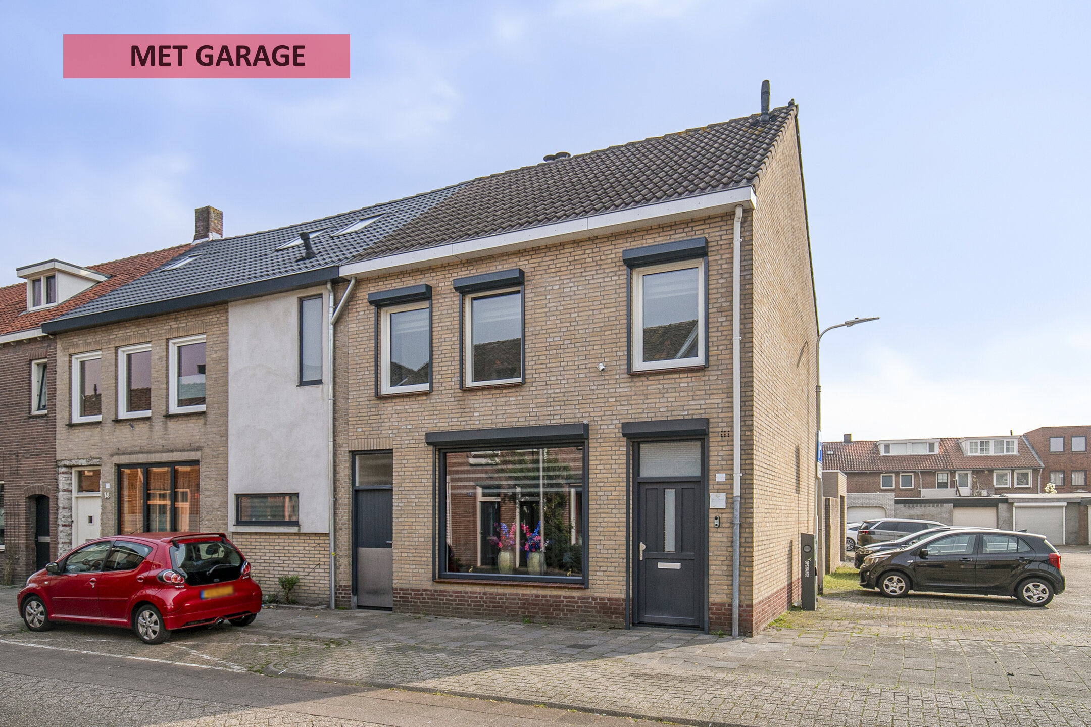 Deken Sandersstraat 16 